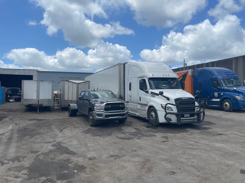 Cover photo of Global Truck & Trailer Repair